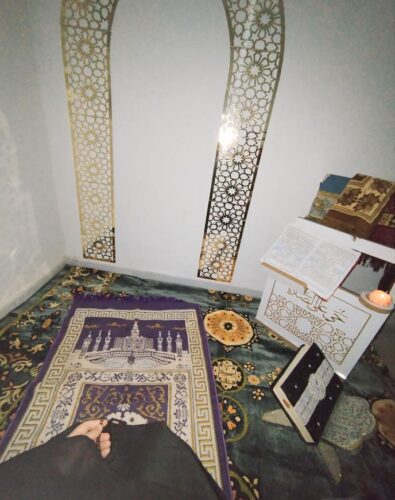 Mihrab Salat photo review